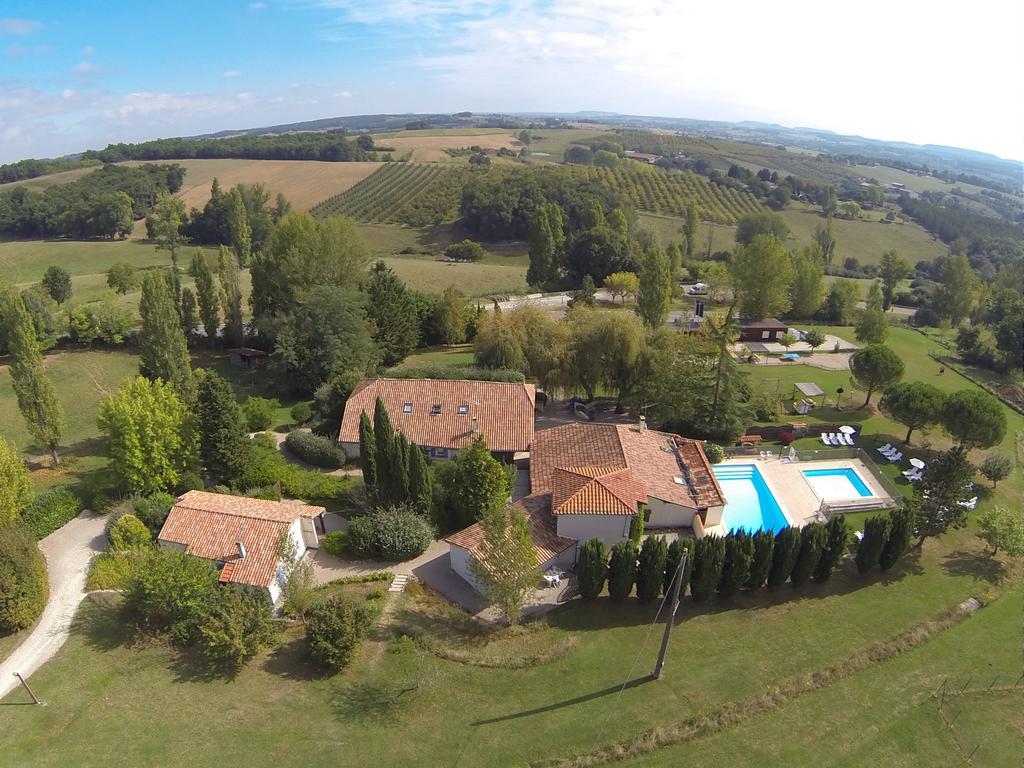 La Grange Du Cheval Blanc Villeneuve-sur-Lot Exterior foto
