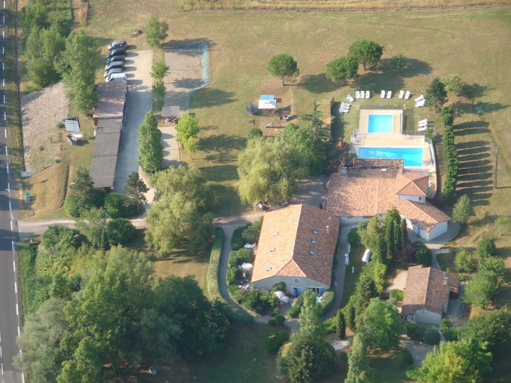La Grange Du Cheval Blanc Villeneuve-sur-Lot Quarto foto