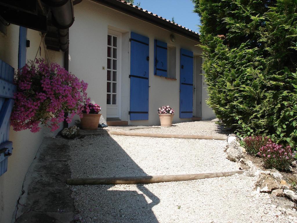 La Grange Du Cheval Blanc Villeneuve-sur-Lot Quarto foto